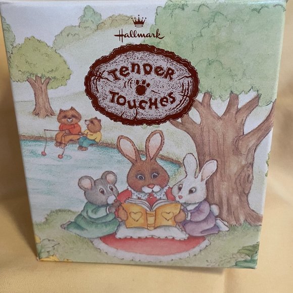 Tender Touch 'Mouse Matinee' Hallmark Figurine - Picture 7 of 7
